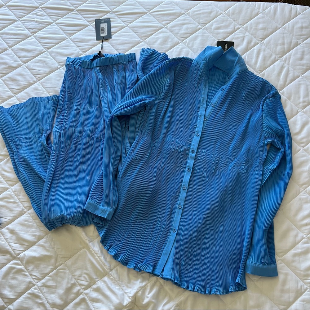 NWT - Pretty Little Thing plisse set